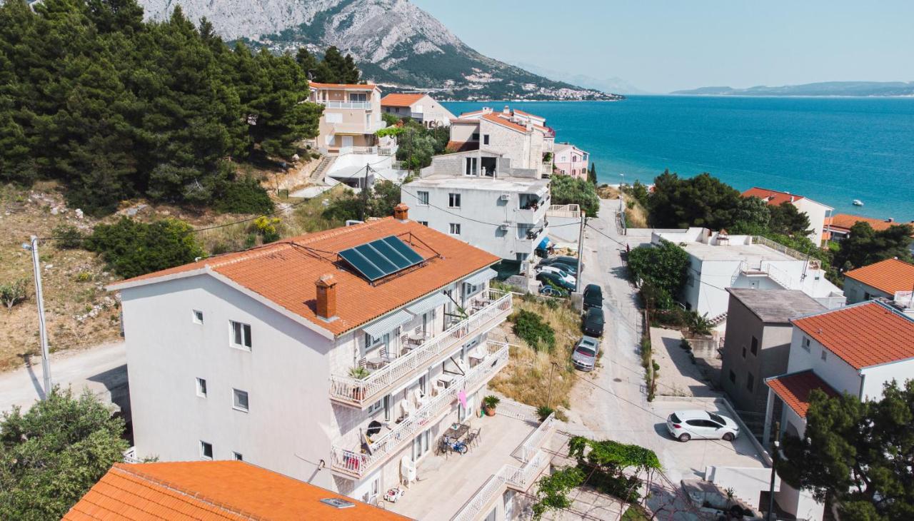 Sea And Mountain View Apartments Дуче Экстерьер фото