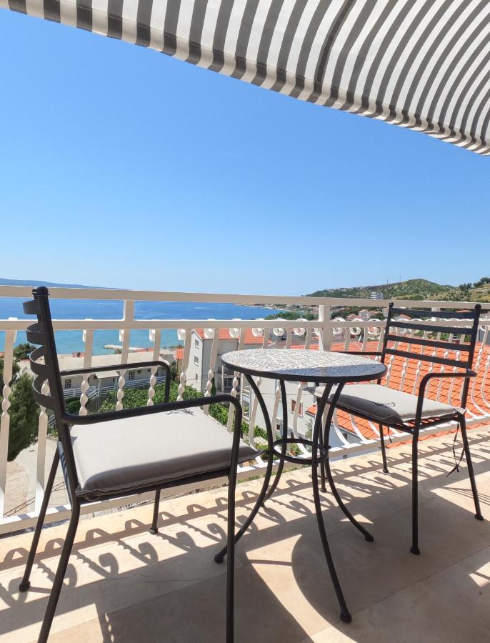 Sea And Mountain View Apartments Дуче Экстерьер фото