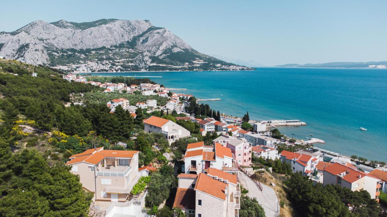 Sea And Mountain View Apartments Дуче Экстерьер фото