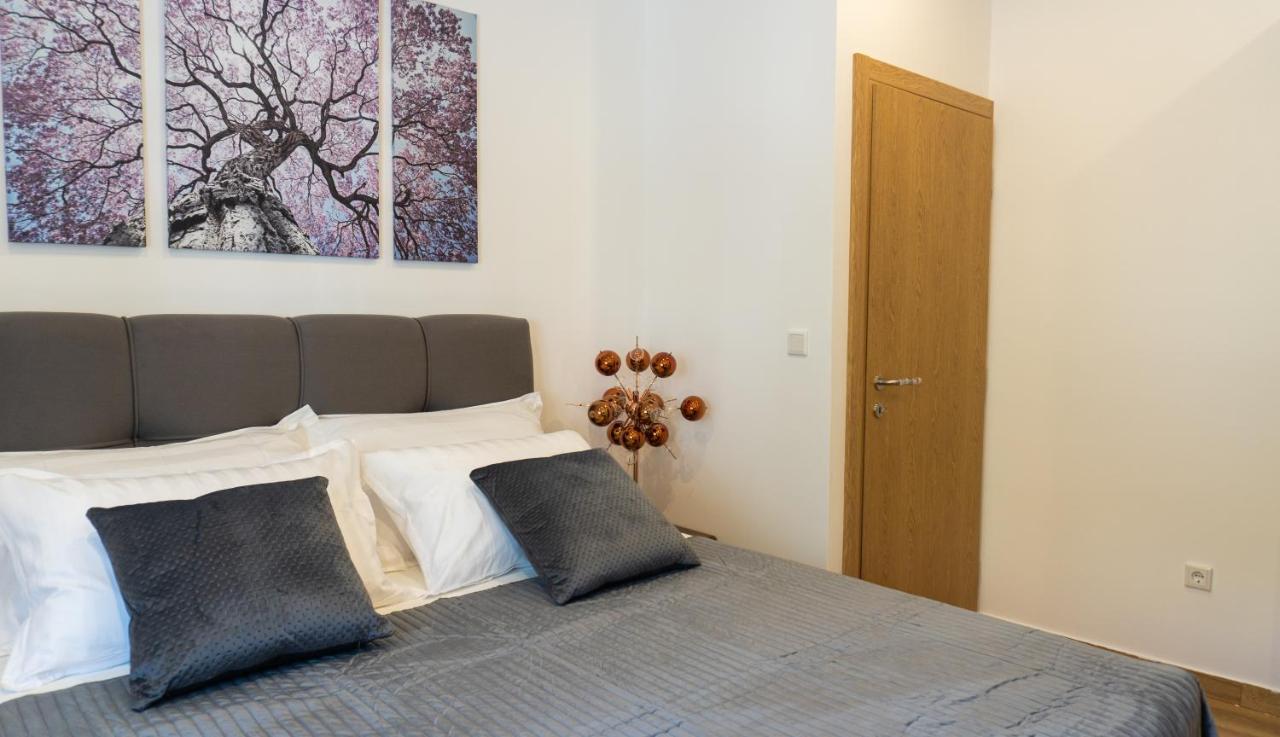 Sea And Mountain View Apartments Дуче Экстерьер фото
